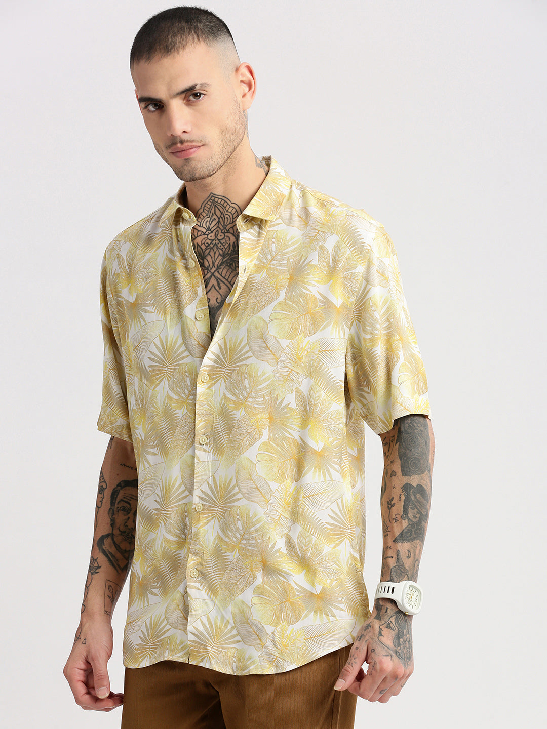 Men's Yellow Smart Slim Fit Floral Printed Cotton Casual Shirt