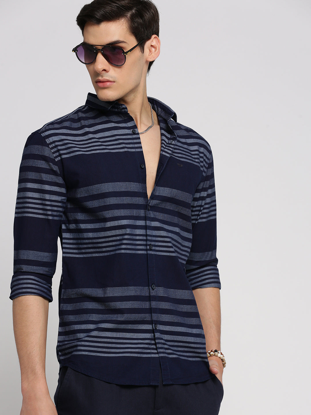 Men Navy Blue Spread Collar Horizontal Stripes Shirt