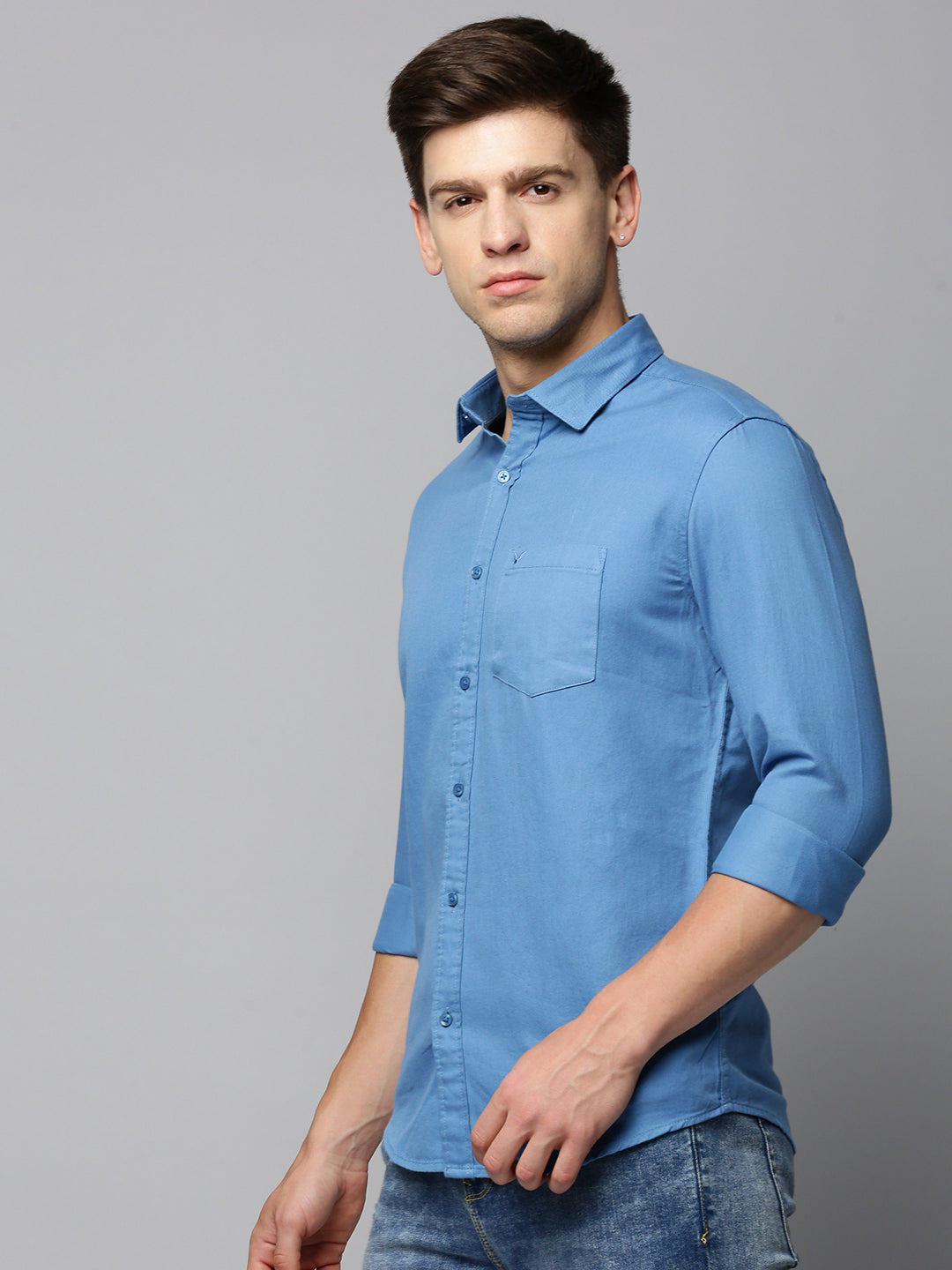 Men Blue Solid Casual Shirt