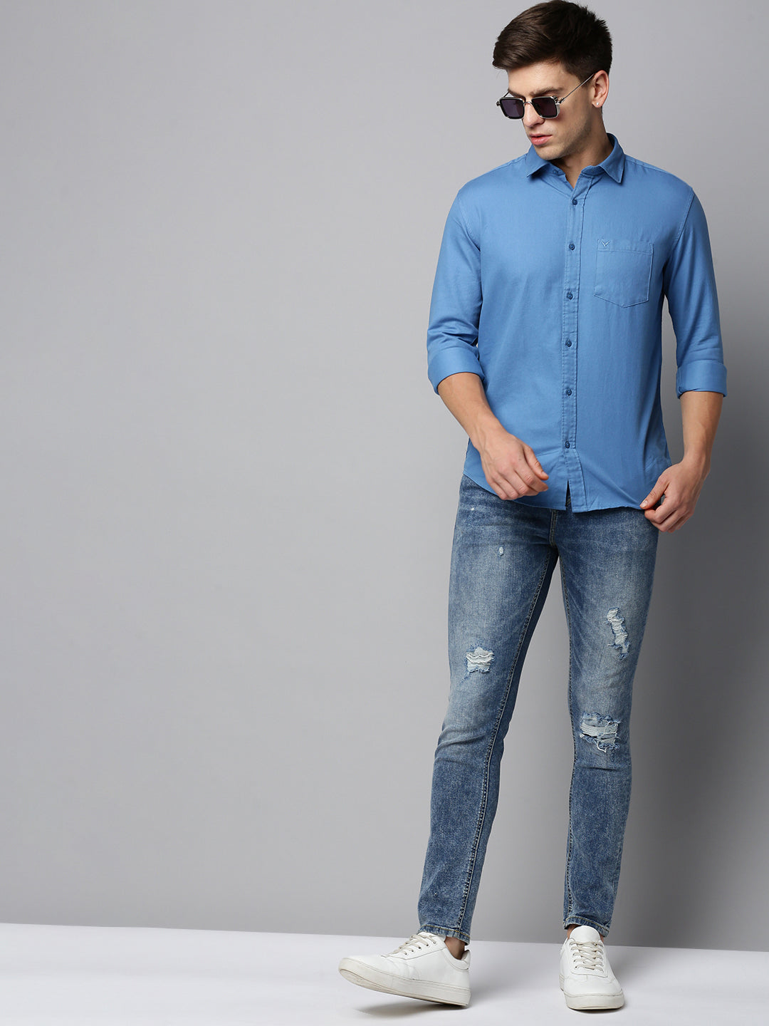 Men Blue Solid Casual Shirt