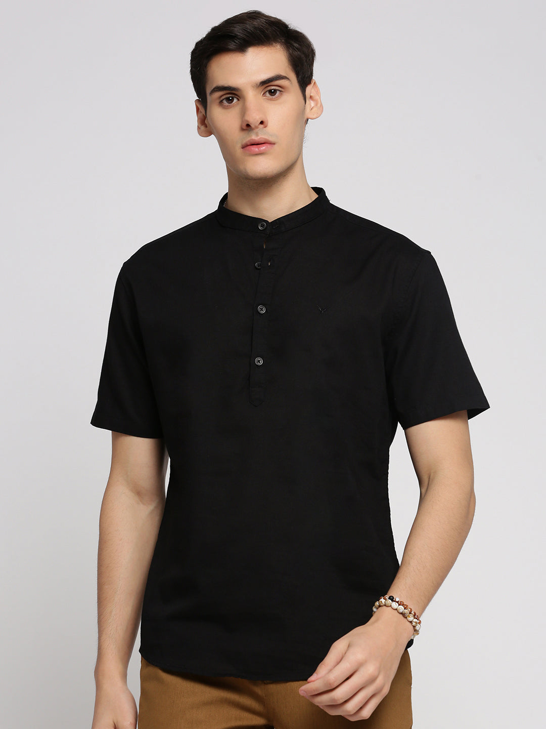 Men Black Solid Mandarin Collar Casual Short Kurta