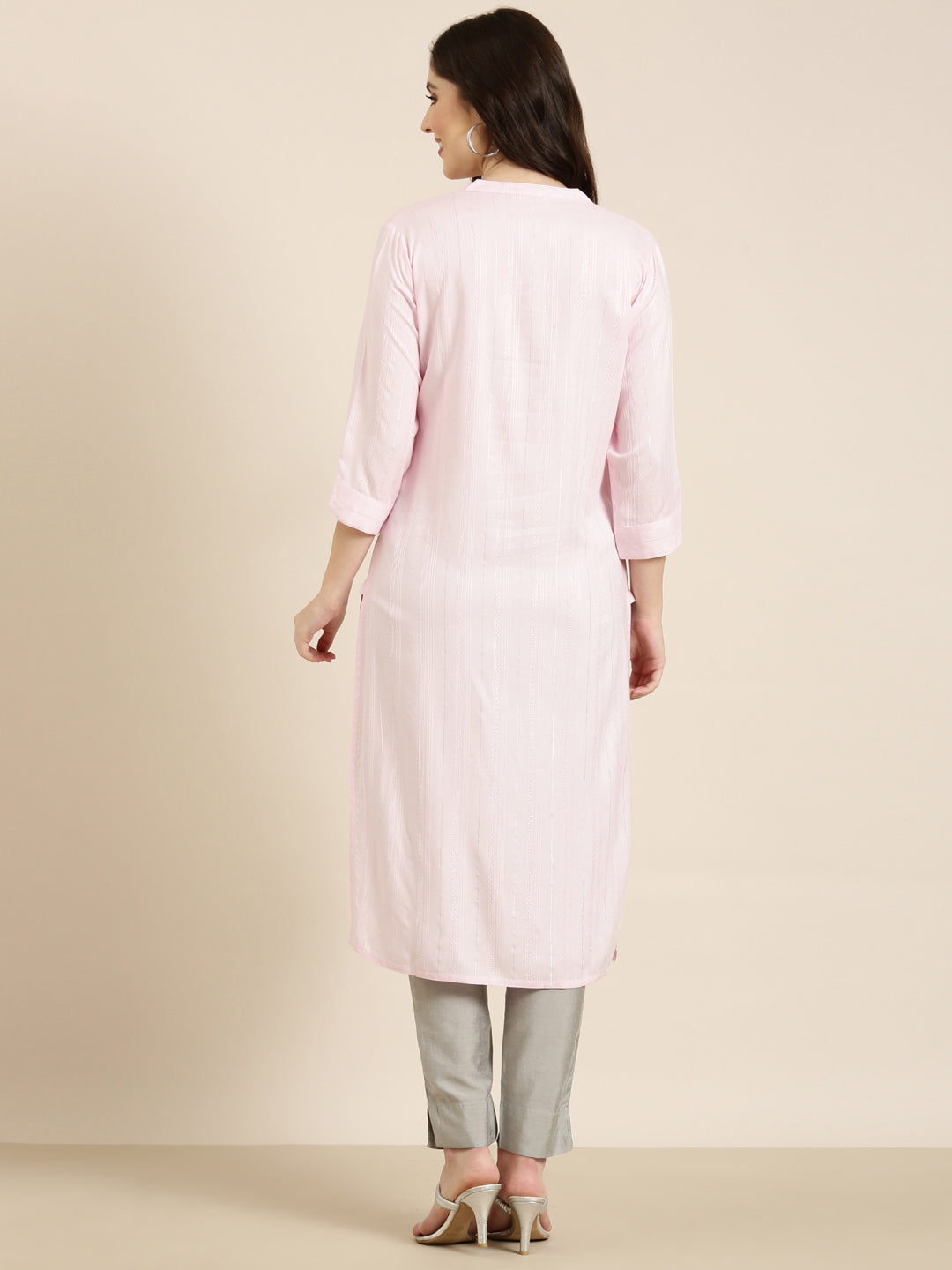 Women Pink Solid Straight Kurta