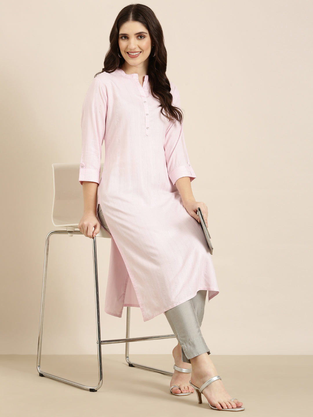 Women Pink Solid Straight Kurta