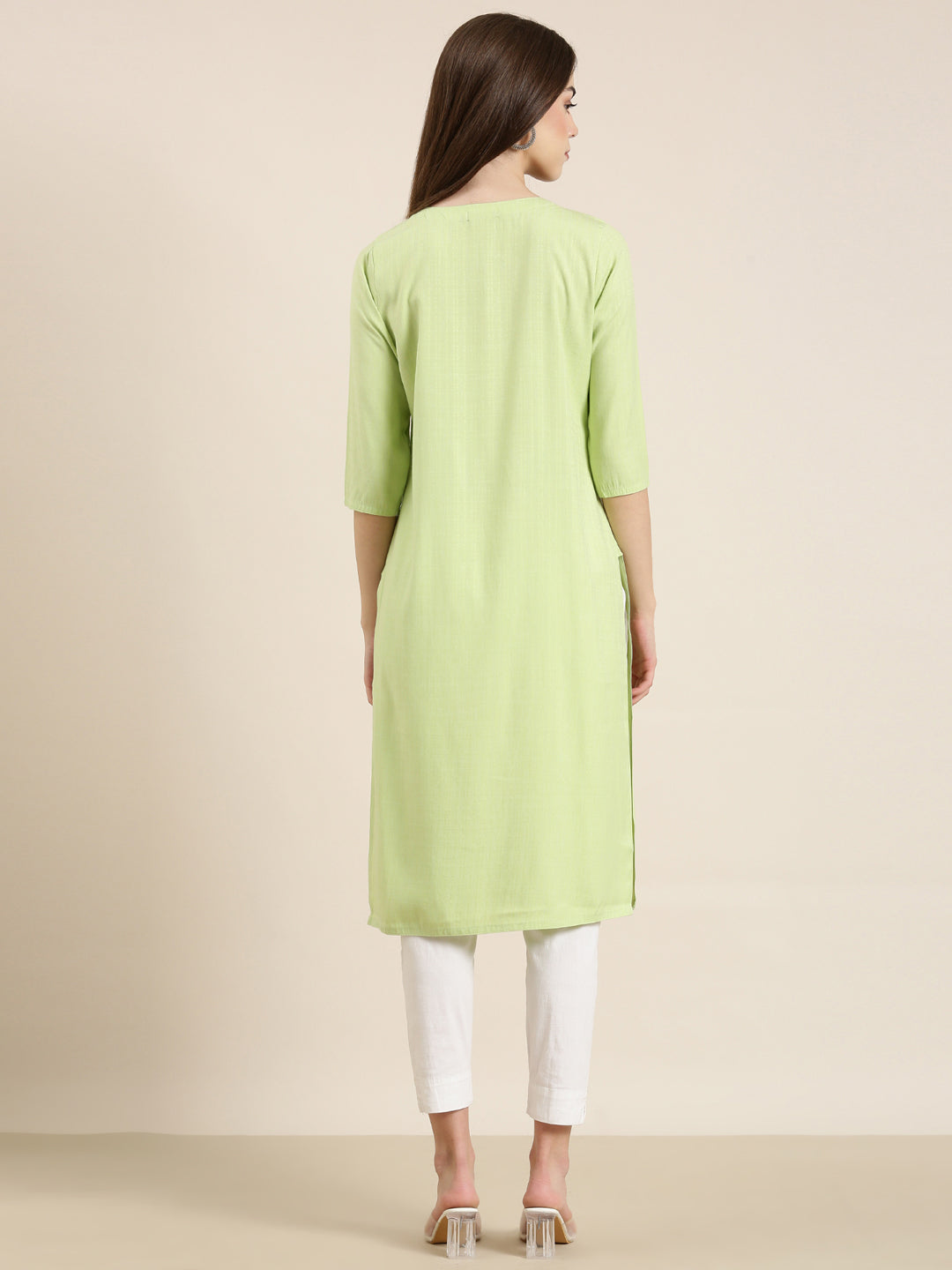 Women Green Solid Straight Kurta