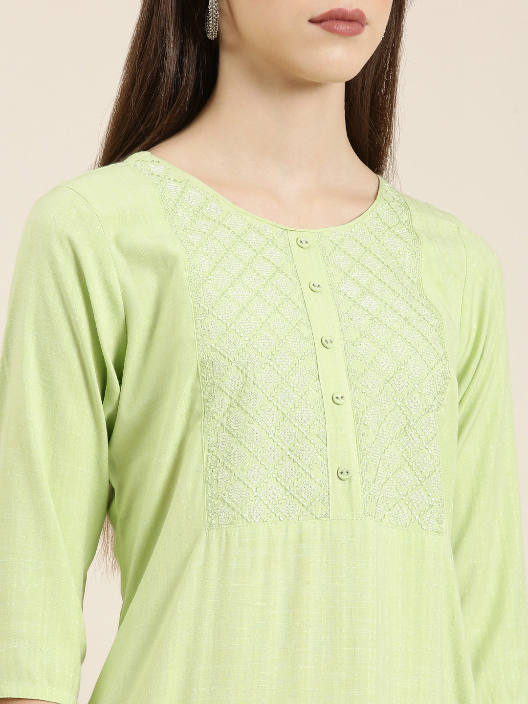 Women Green Solid Straight Kurta