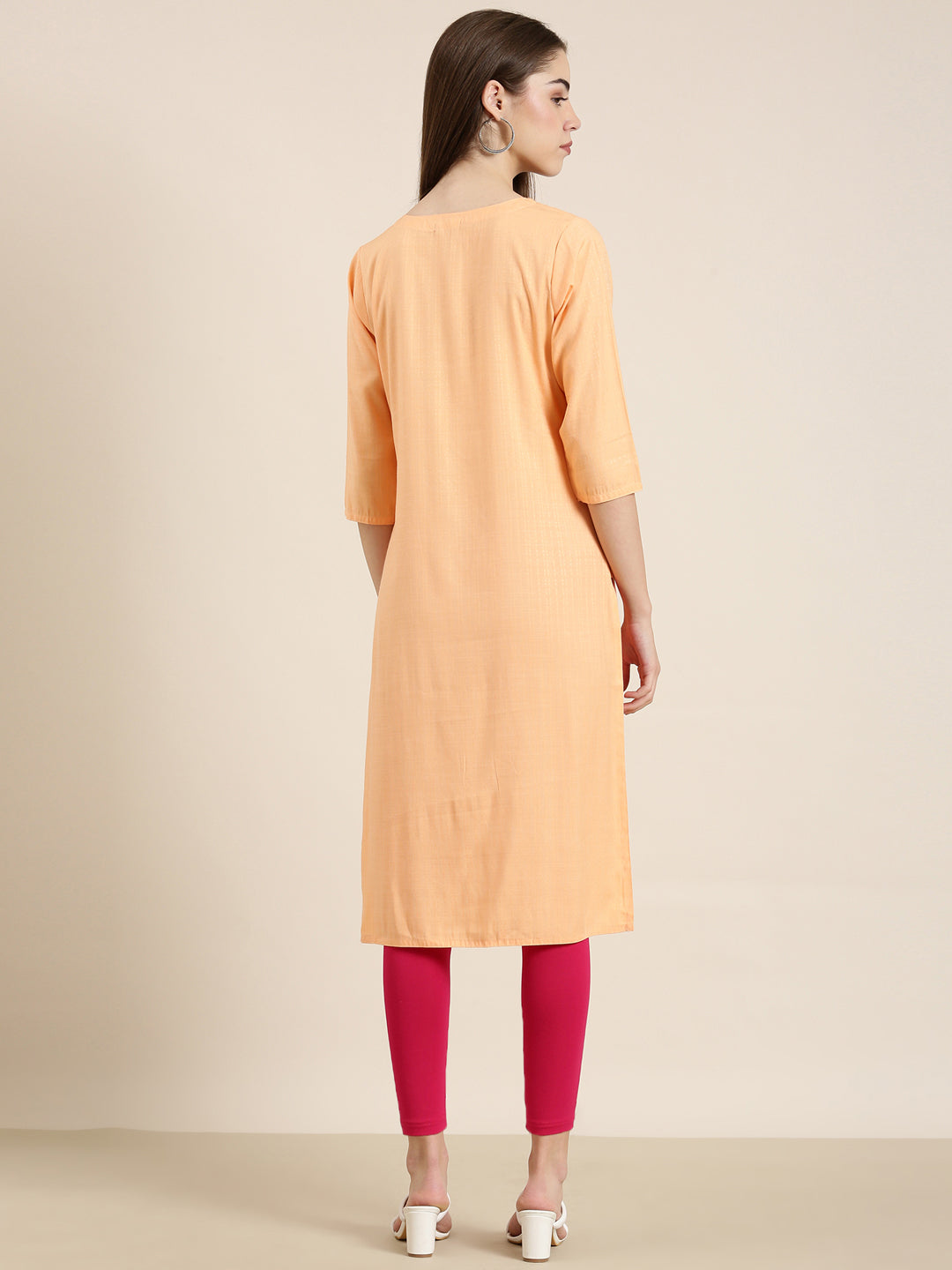 Women Peach Solid Straight Kurta