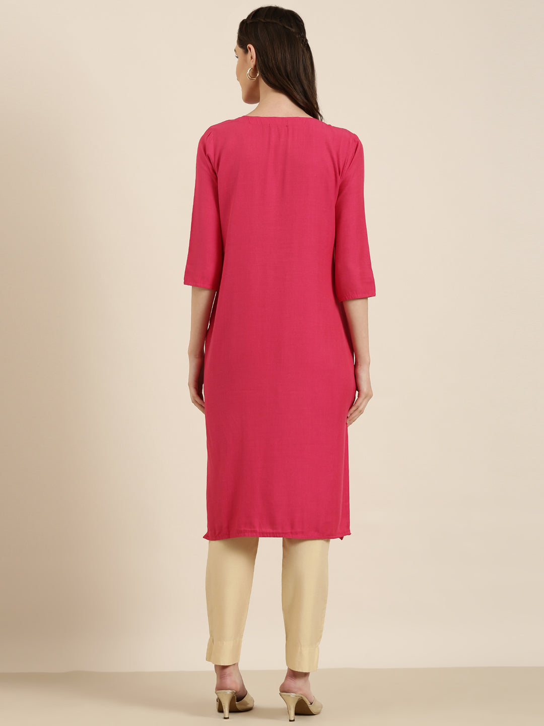 Women Fuchsia Solid Straight Kurta