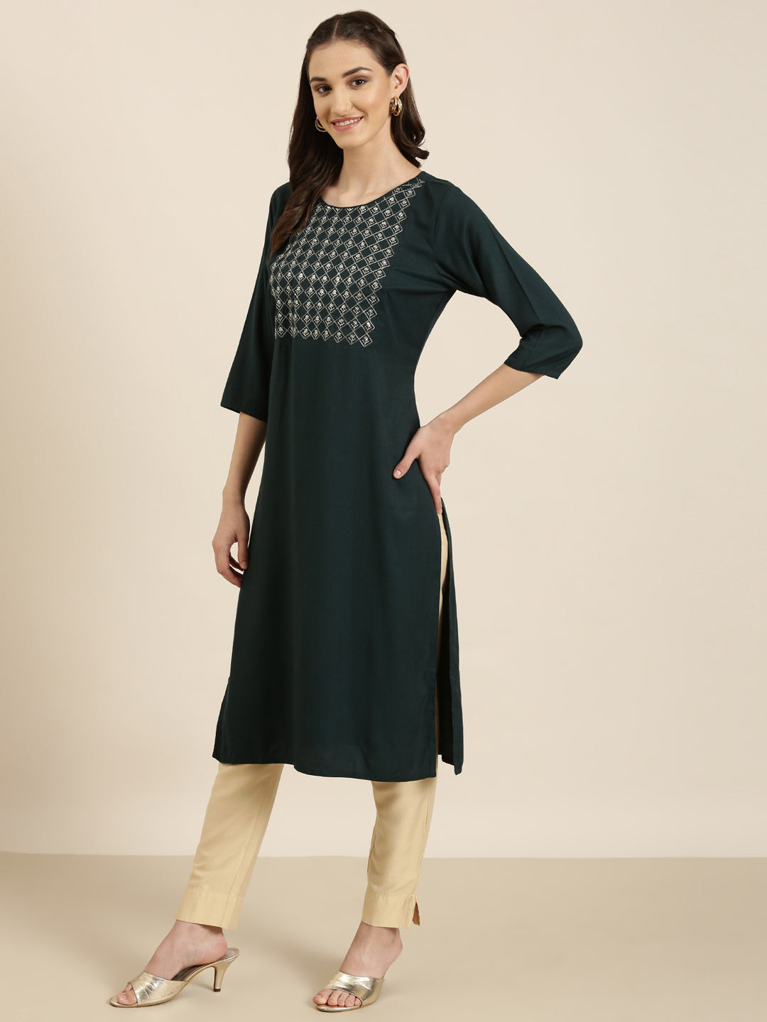 Women Teal Solid Straight Kurta