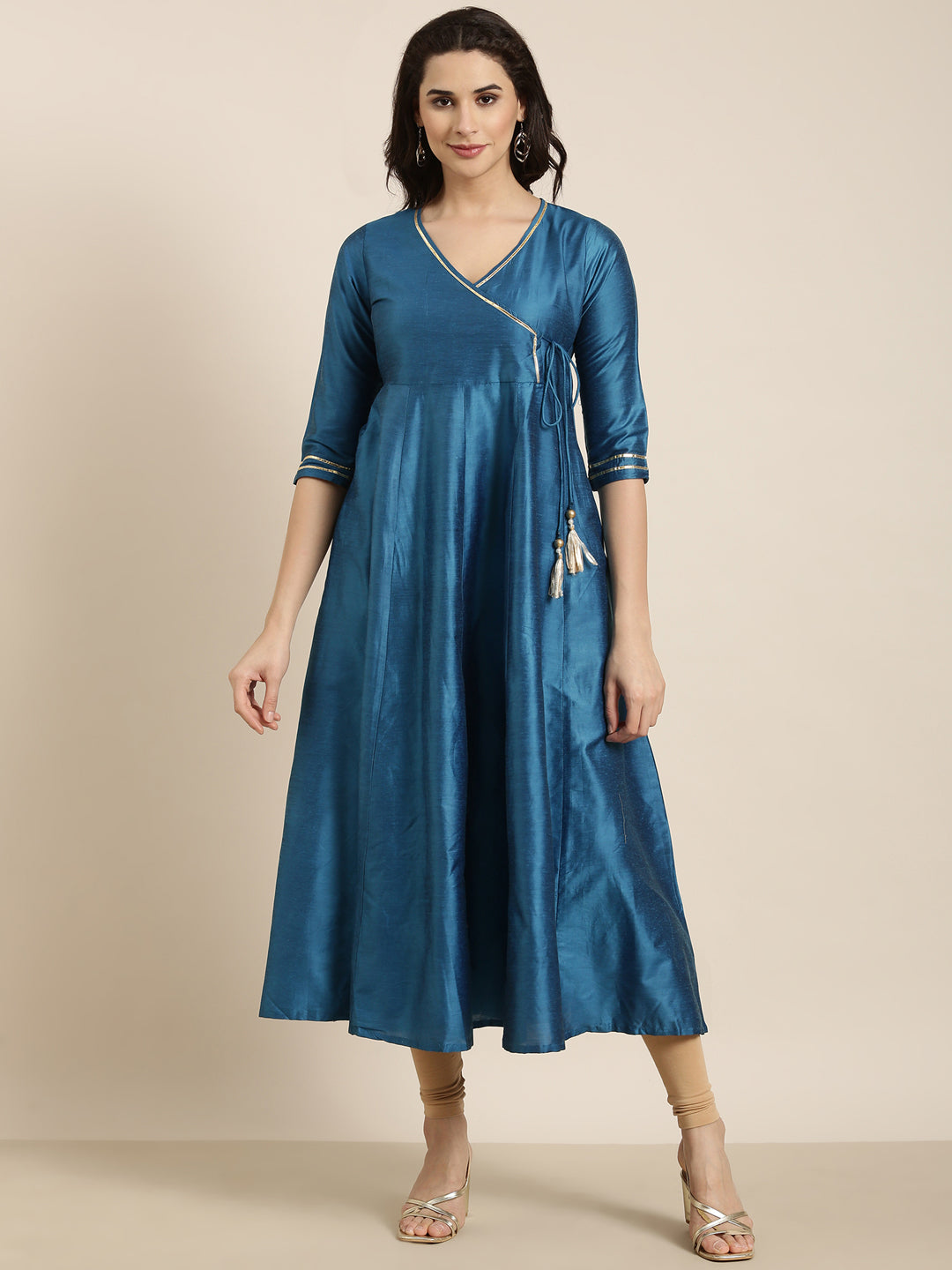 Women Anarkali Blue Solid Kurta