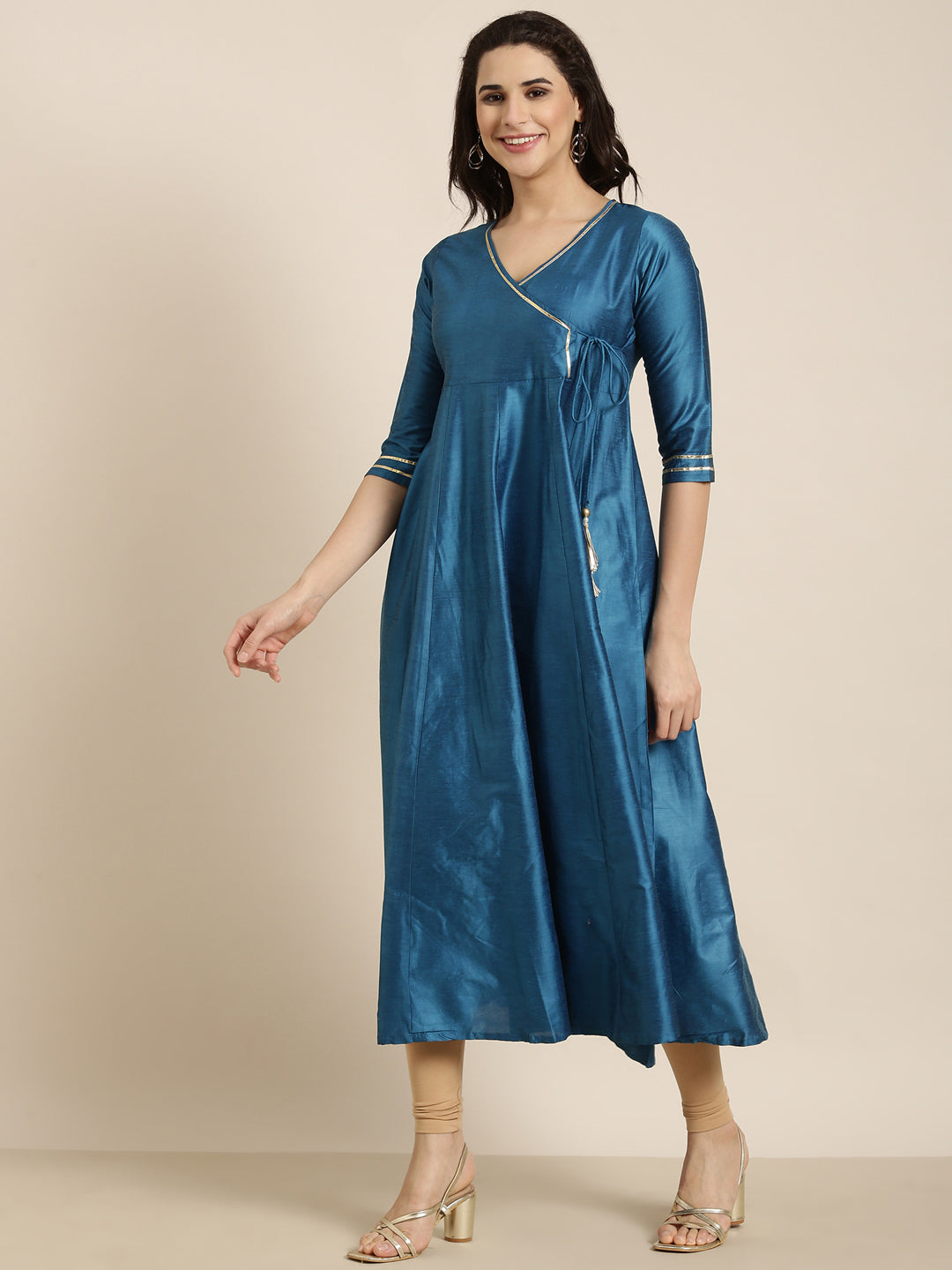 Women Anarkali Blue Solid Kurta