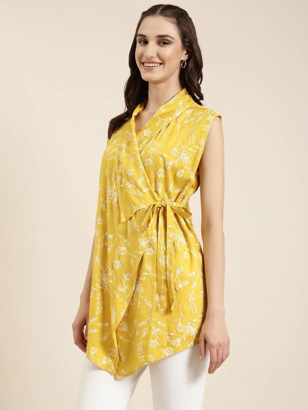 Women's Yellow Floral Straight Kurti
