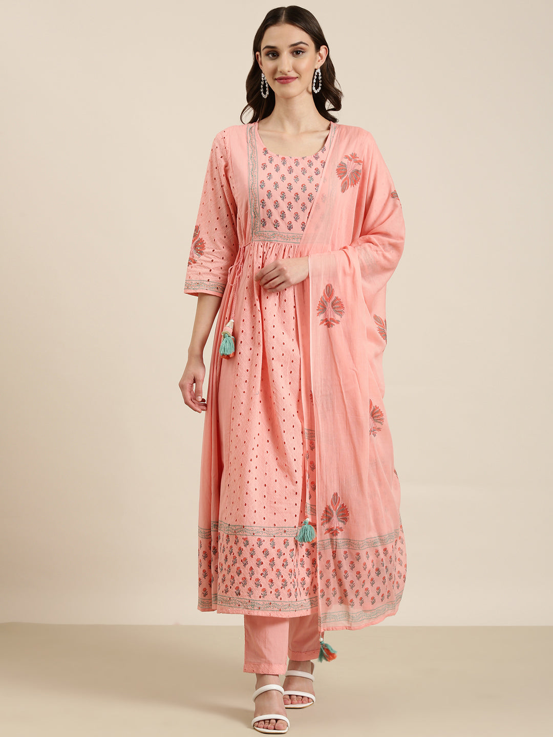 Women Peach Floral Kurta Set