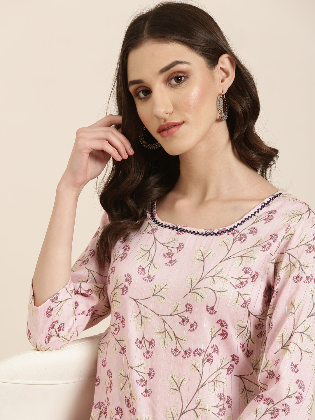 Women Pink Floral Kurta Set