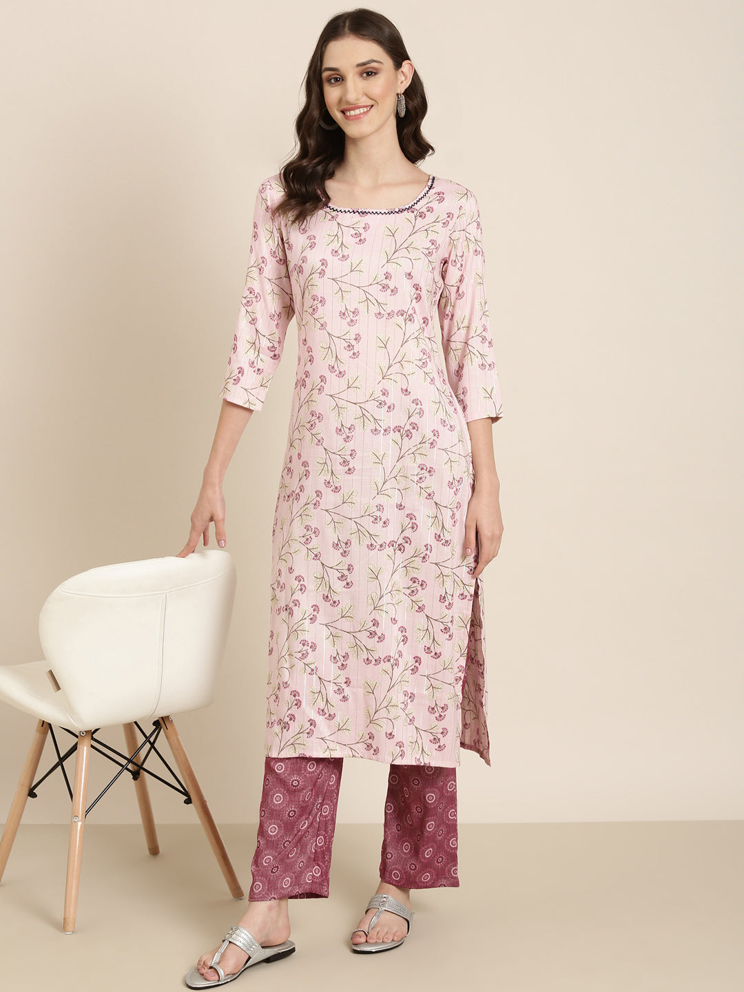 Women Pink Floral Kurta Set