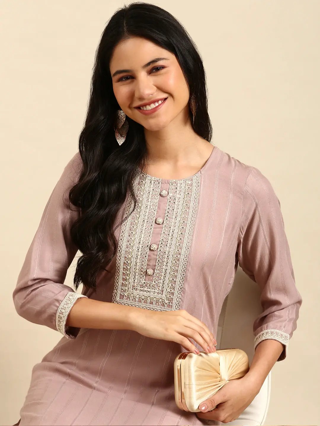 Women's Purple Solid Straight Kurta