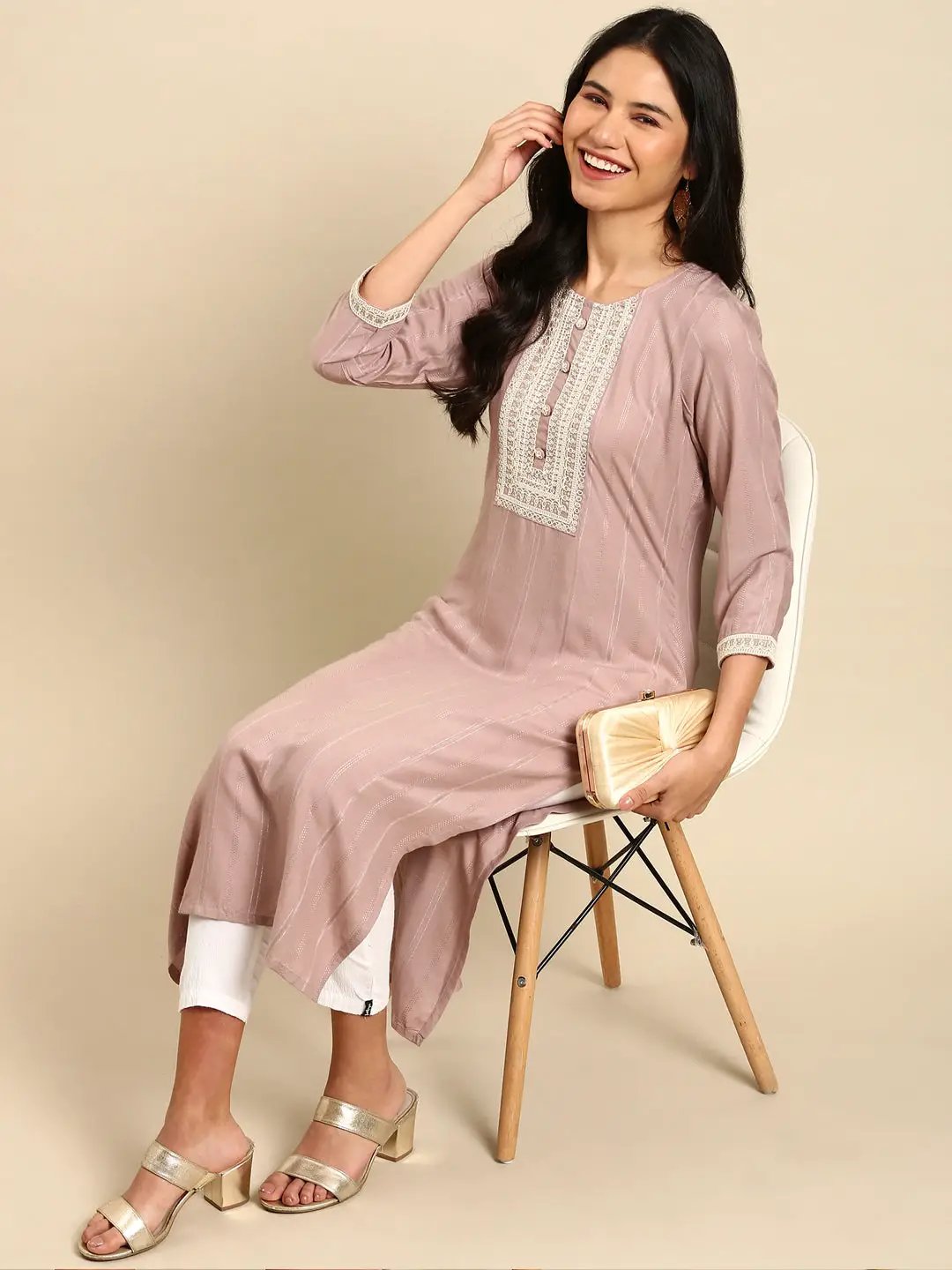 Women's Purple Solid Straight Kurta
