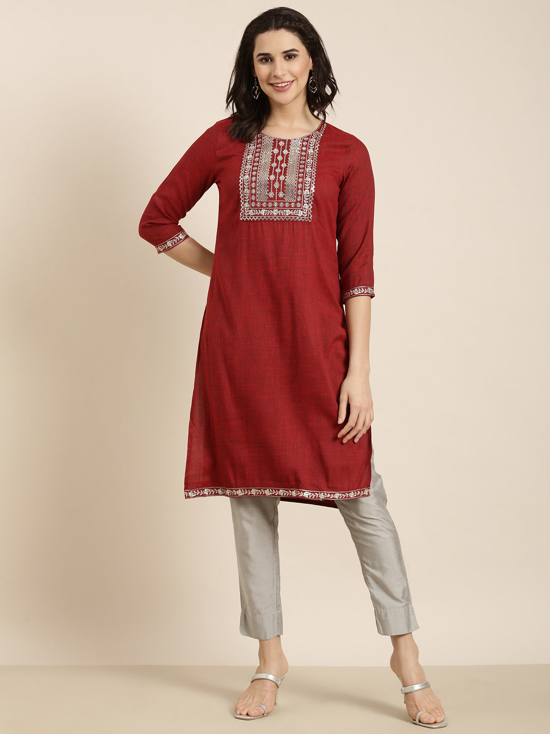 Women's Straight Maroon Solid Kurta