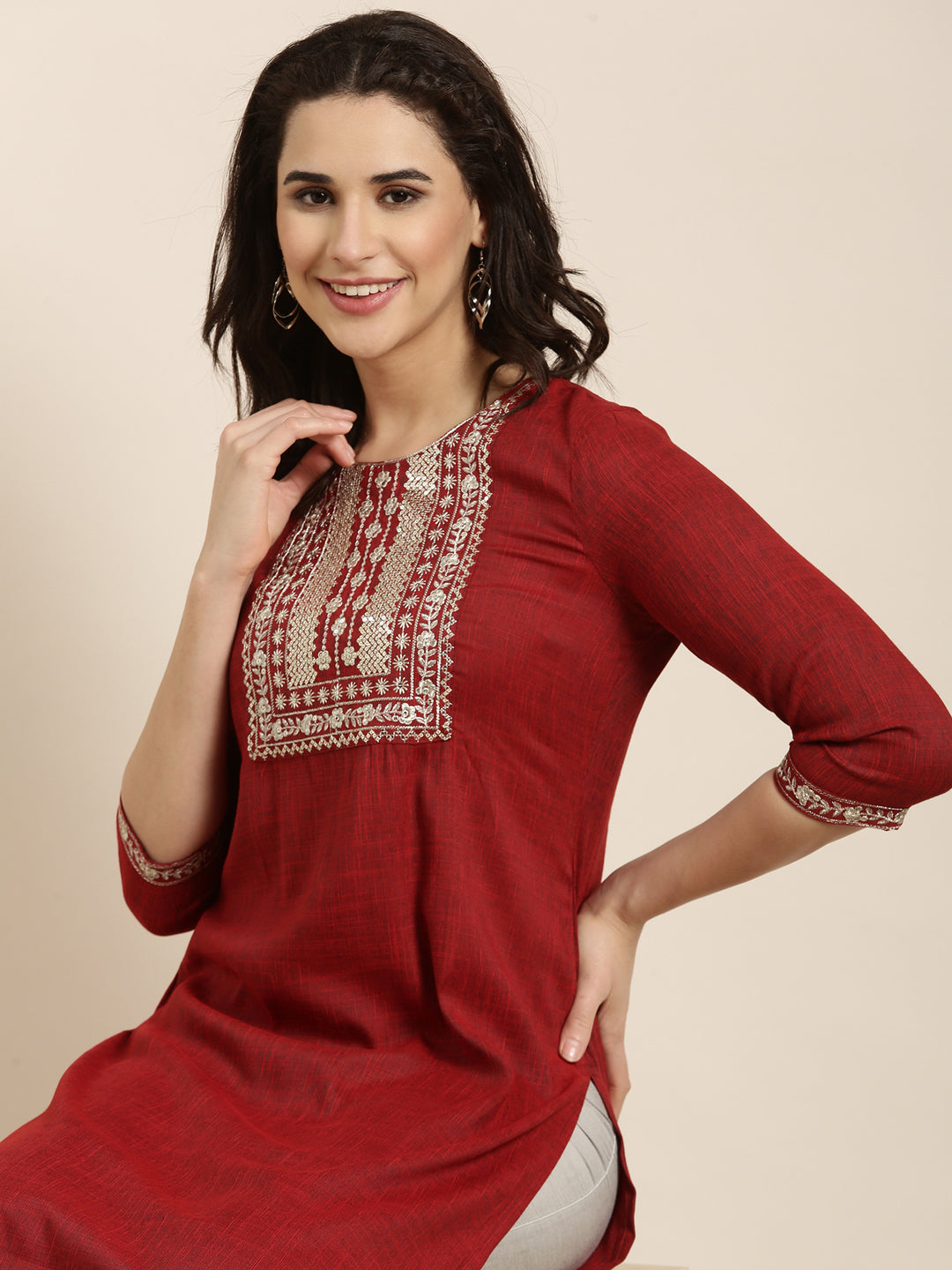Women's Straight Maroon Solid Kurta
