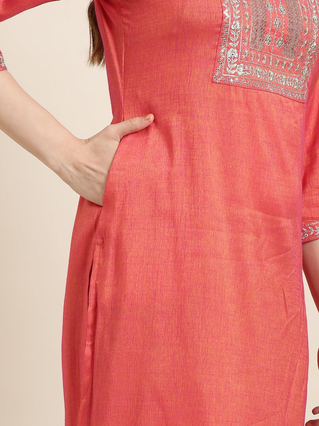 Women's Straight Peach Solid Kurta