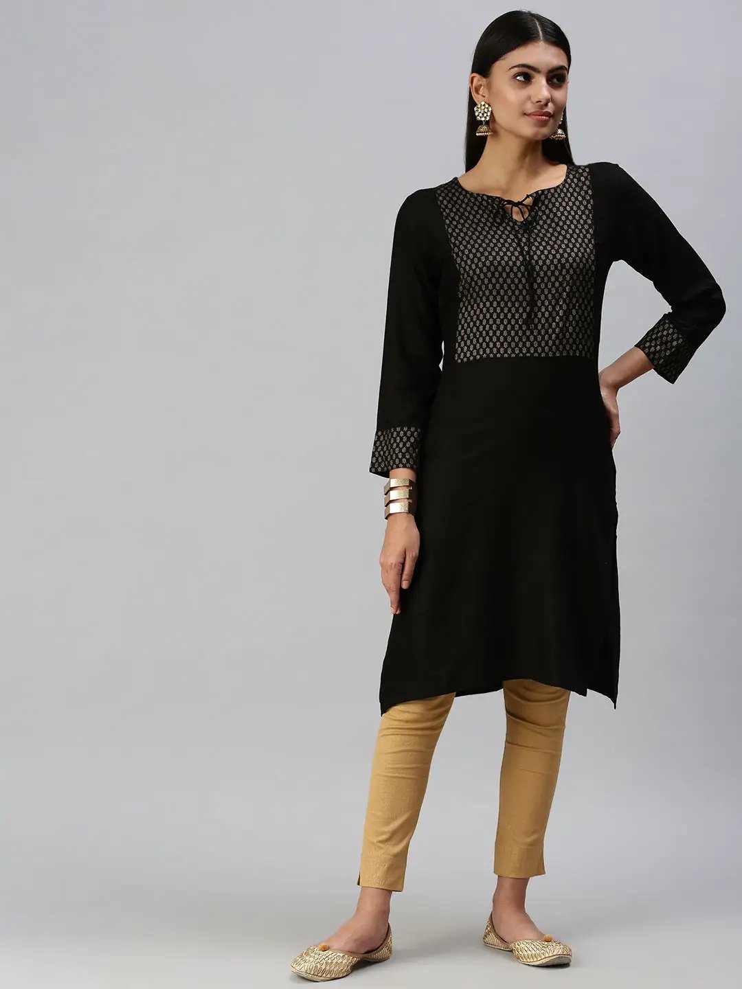 Women's Black Geometrical Straight Kurti