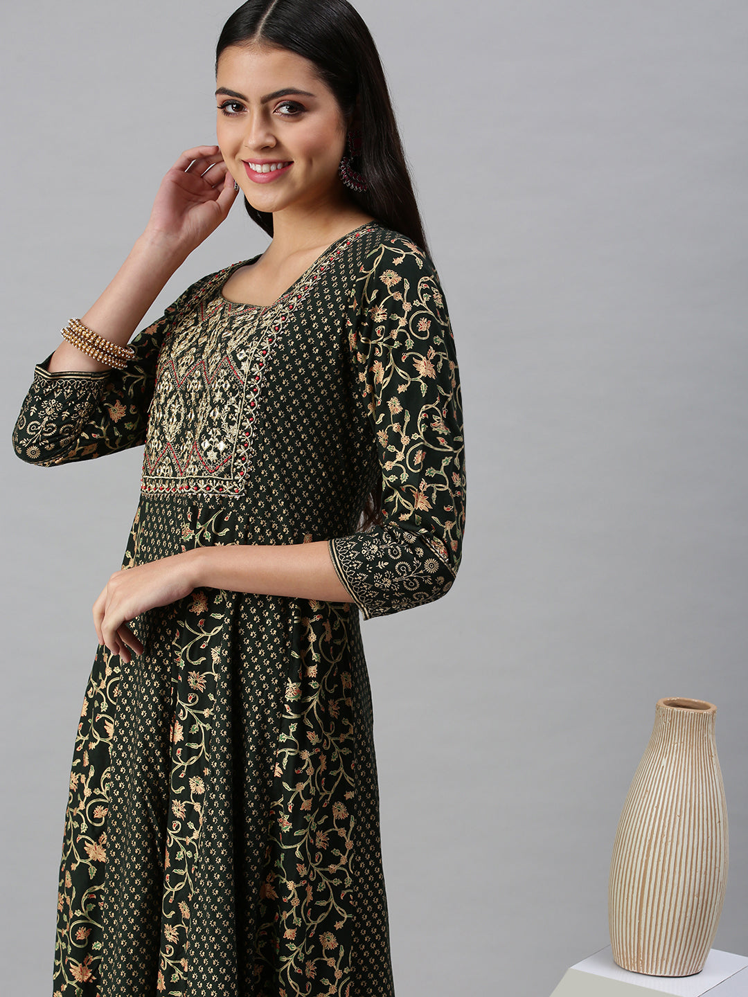 Women's Green & Gold Printed Anarkali Kurta