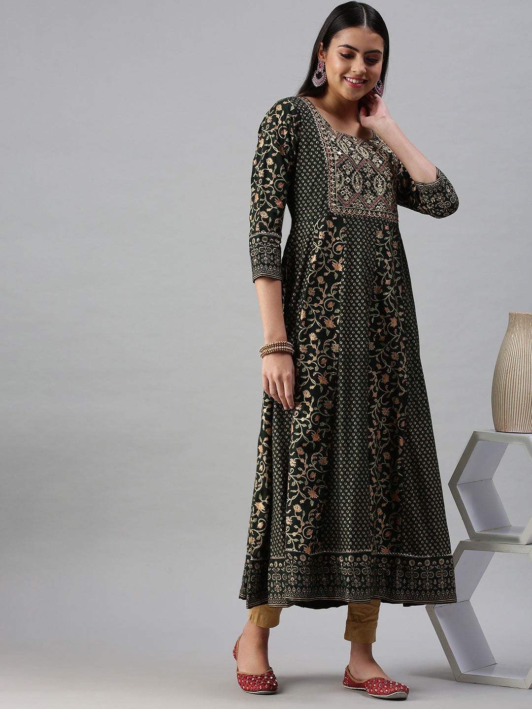 Women's Green & Gold Printed Anarkali Kurta