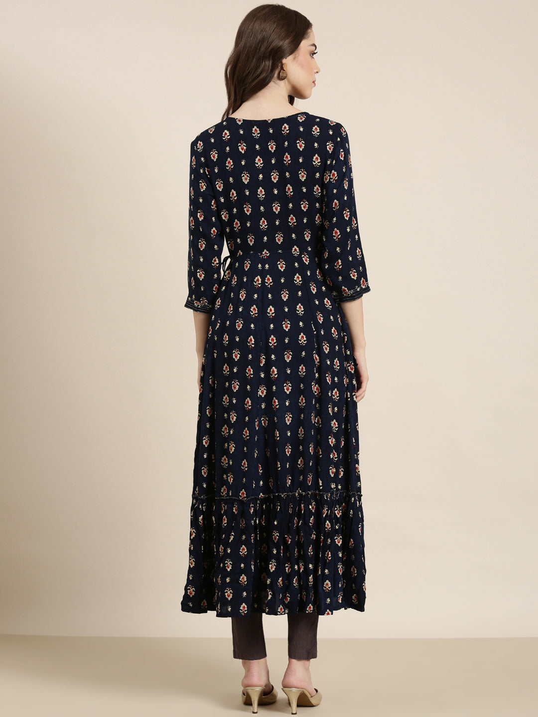 Women Navy Blue Floral Anarkali Kurta