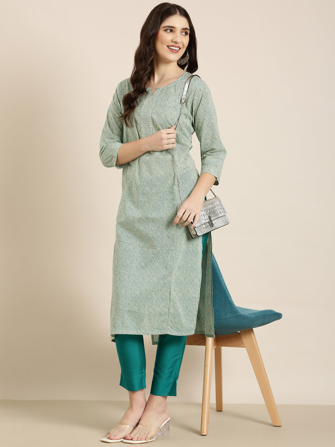 Women Green Striped Straight Kurta