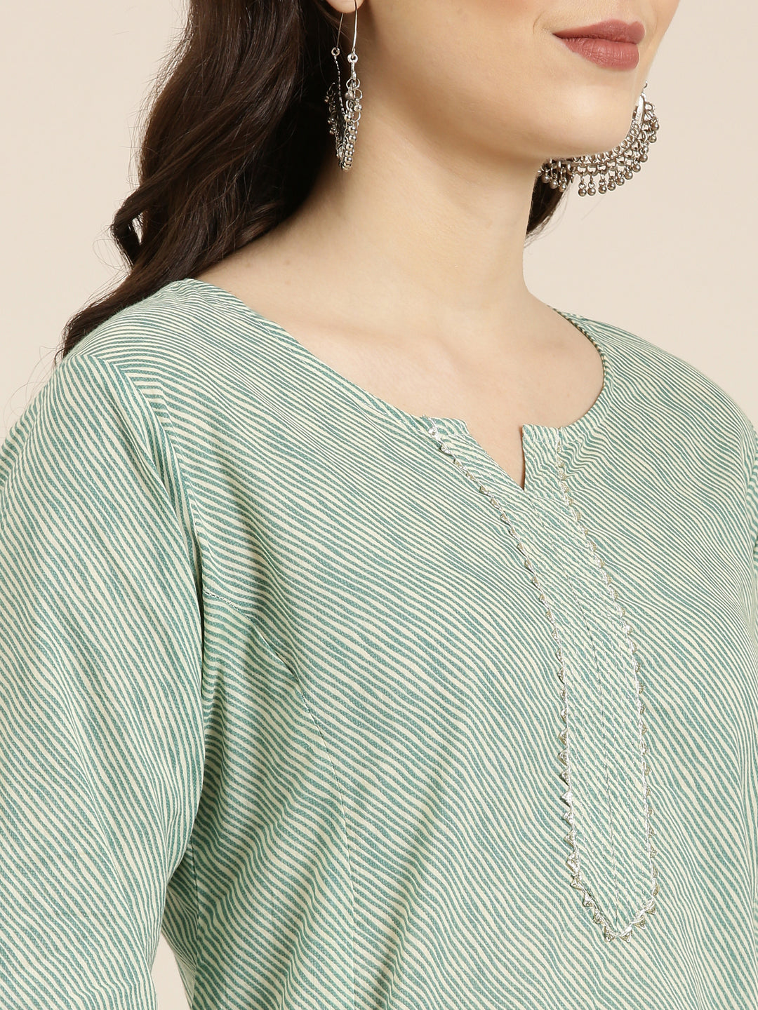 Women Green Striped Straight Kurta