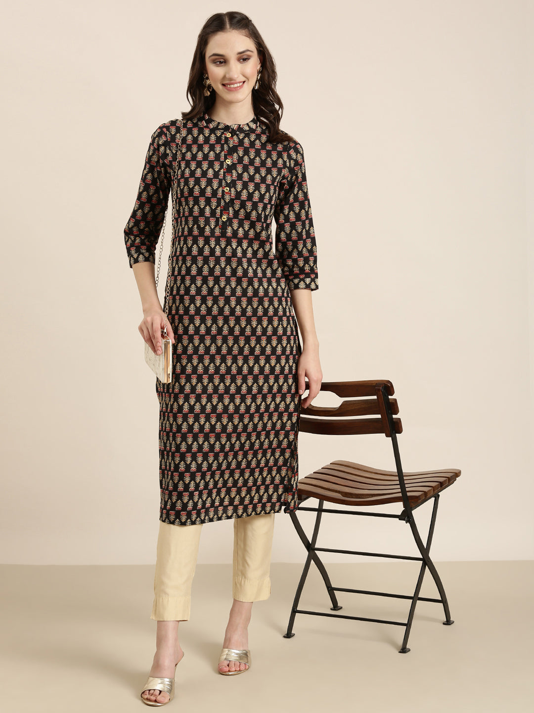 Women Black Floral Straight Kurta