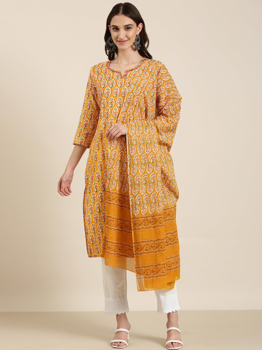 Women Mustard Floral Kurta Set