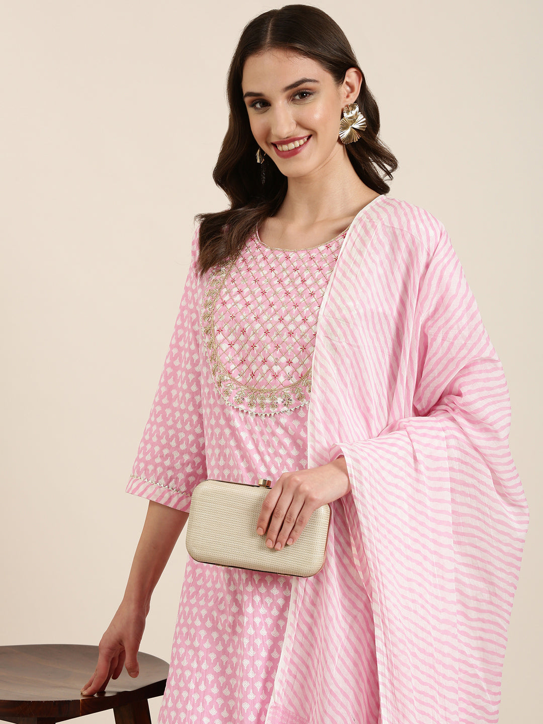 Women Pink Floral Kurta Set