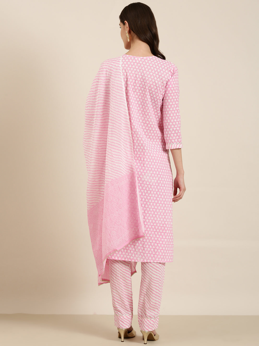 Women's Pink Geometric Printed Gotta Patti & Sequinned Straight Kurta Set With Dupatta