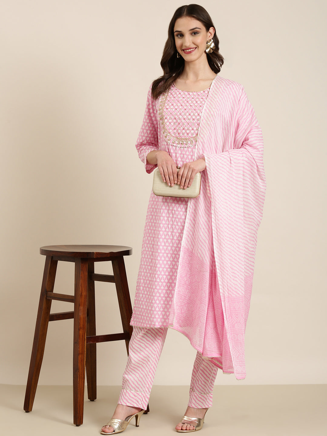 Women's Pink Geometric Printed Gotta Patti & Sequinned Straight Kurta Set With Dupatta
