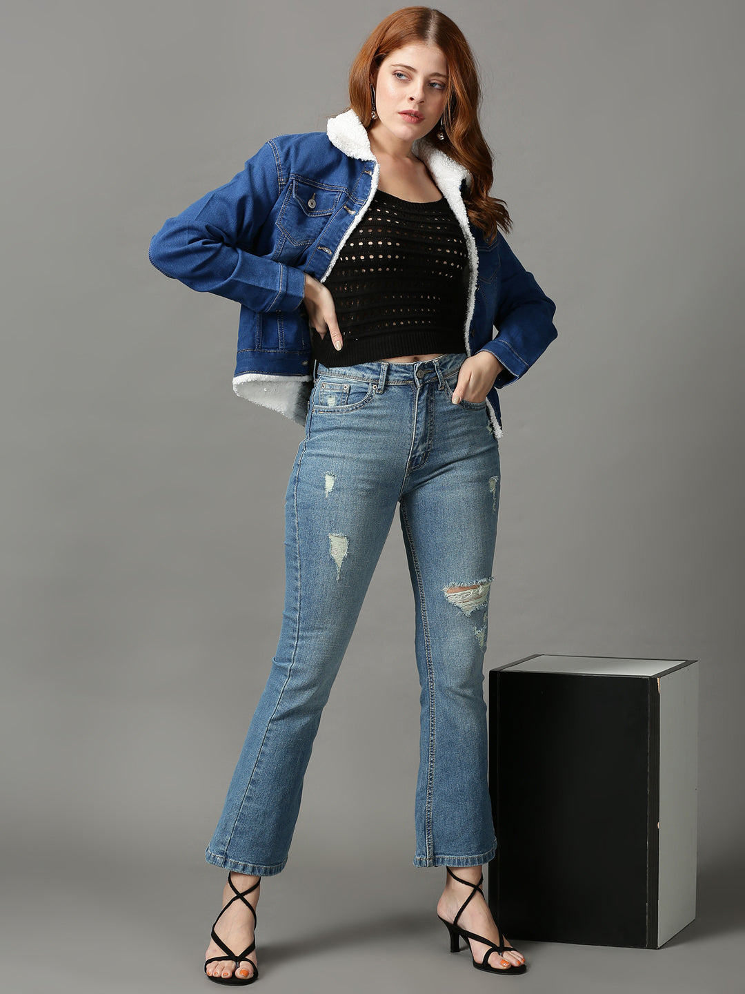 Women's Black Solid Fitted Crop Top