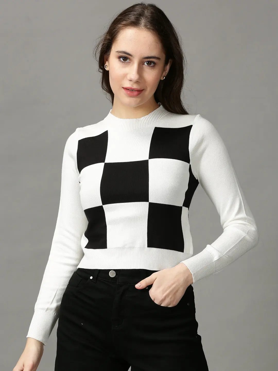 Women's White Colourblock Fitted Crop Top