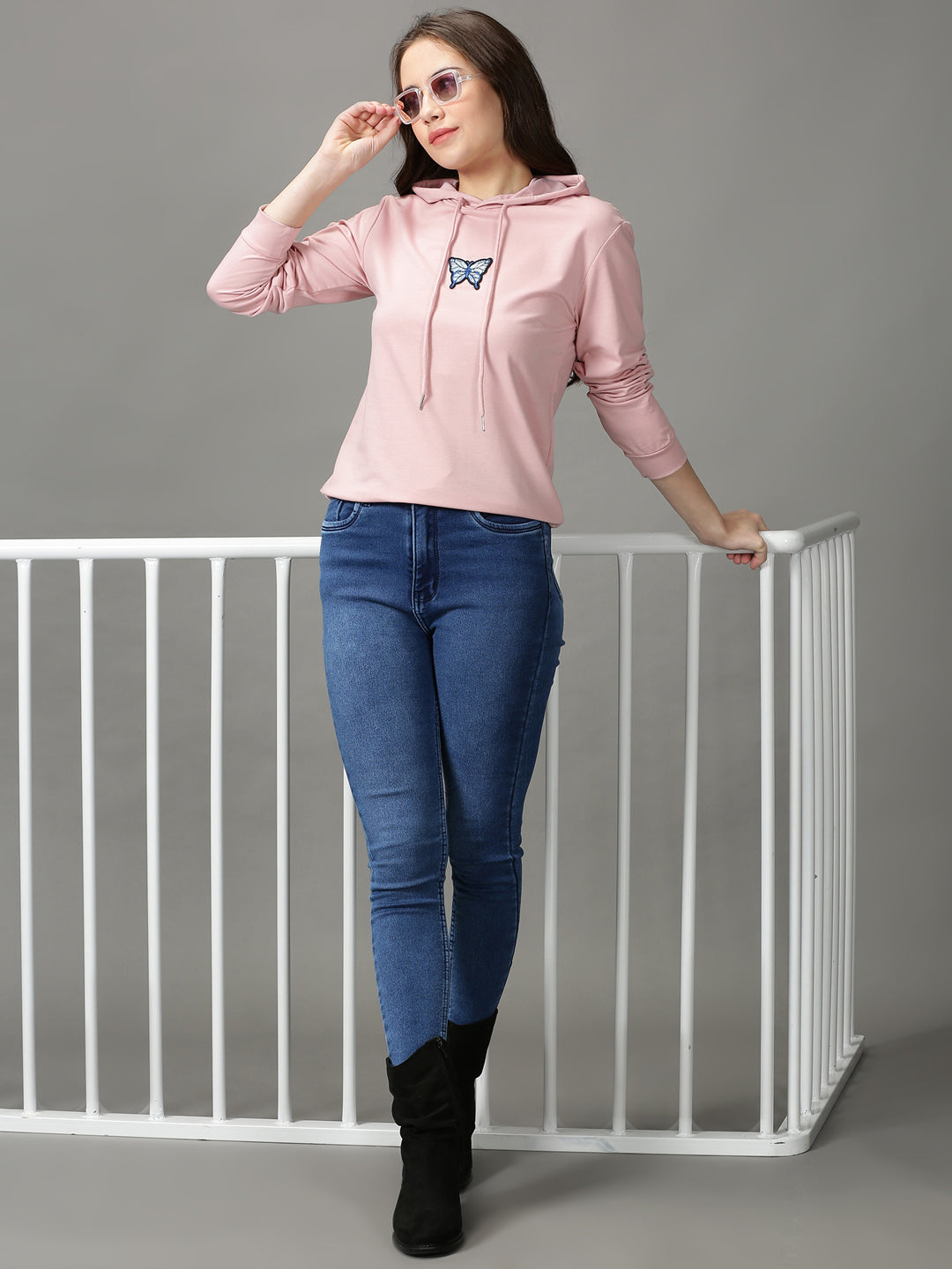 Women's Pink Solid Sweatshirt