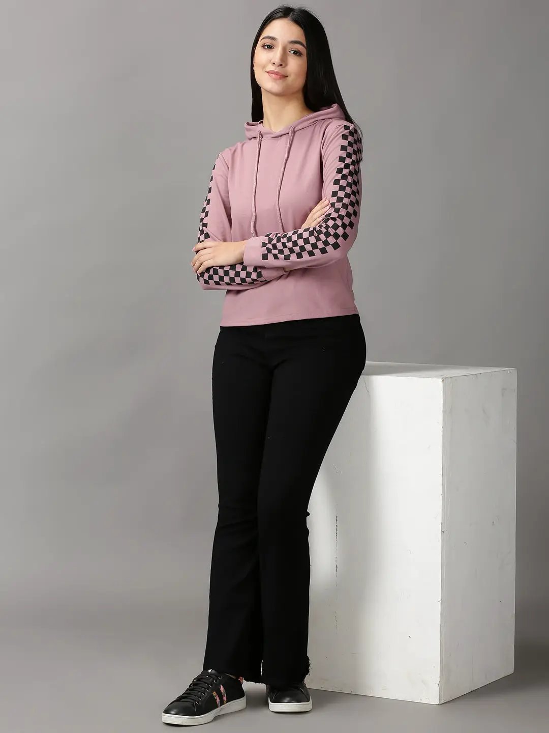 Women's Violet Solid Sweatshirt