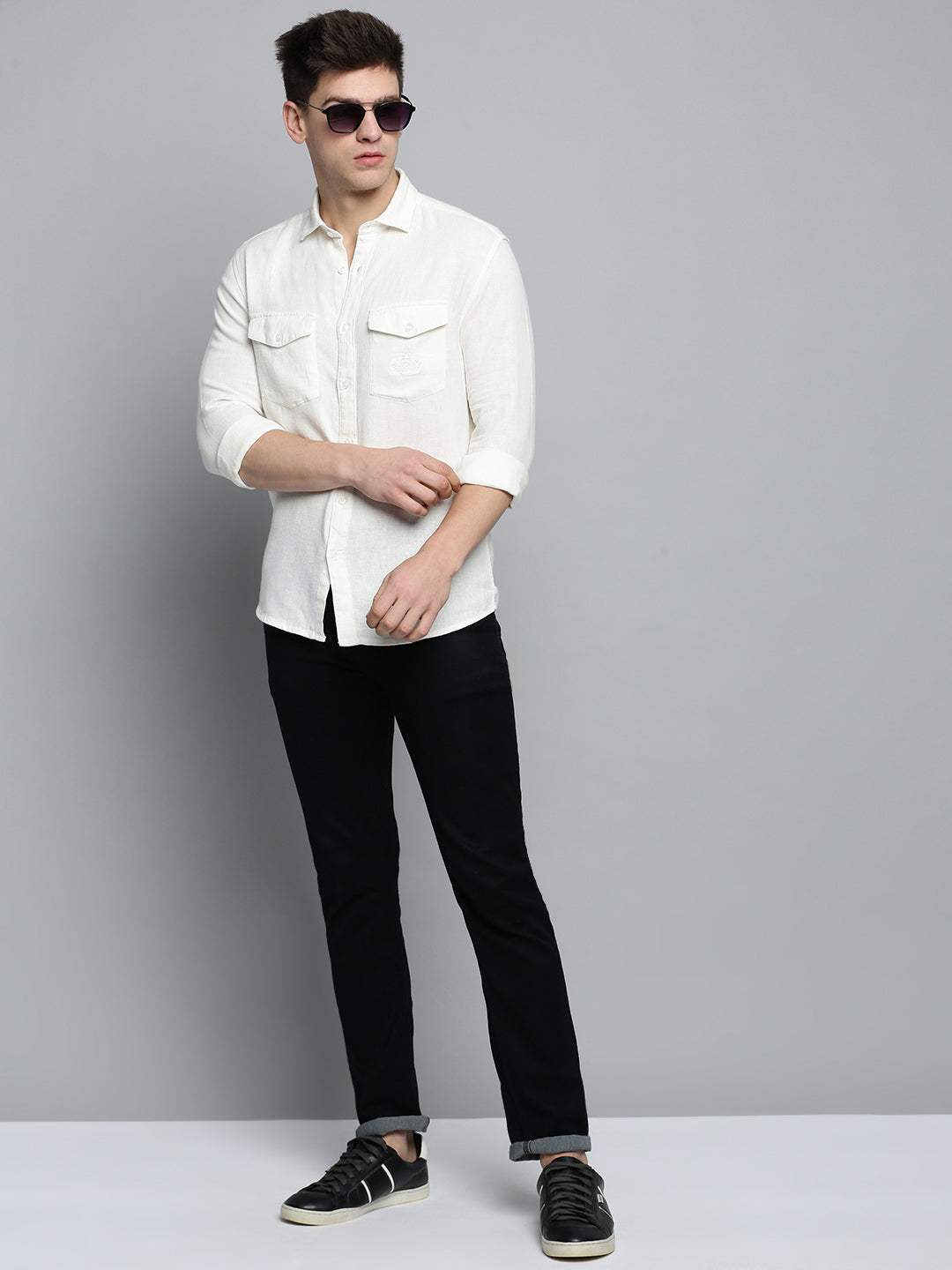 Men's White Solid Casual Shirt