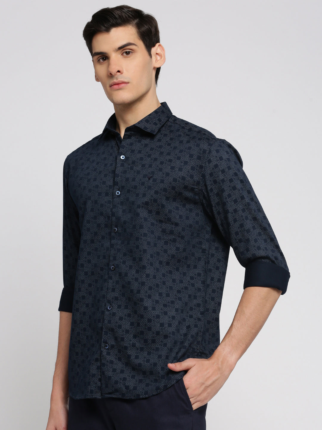 Men Navy Blue Spread Collar Geometric Shirt