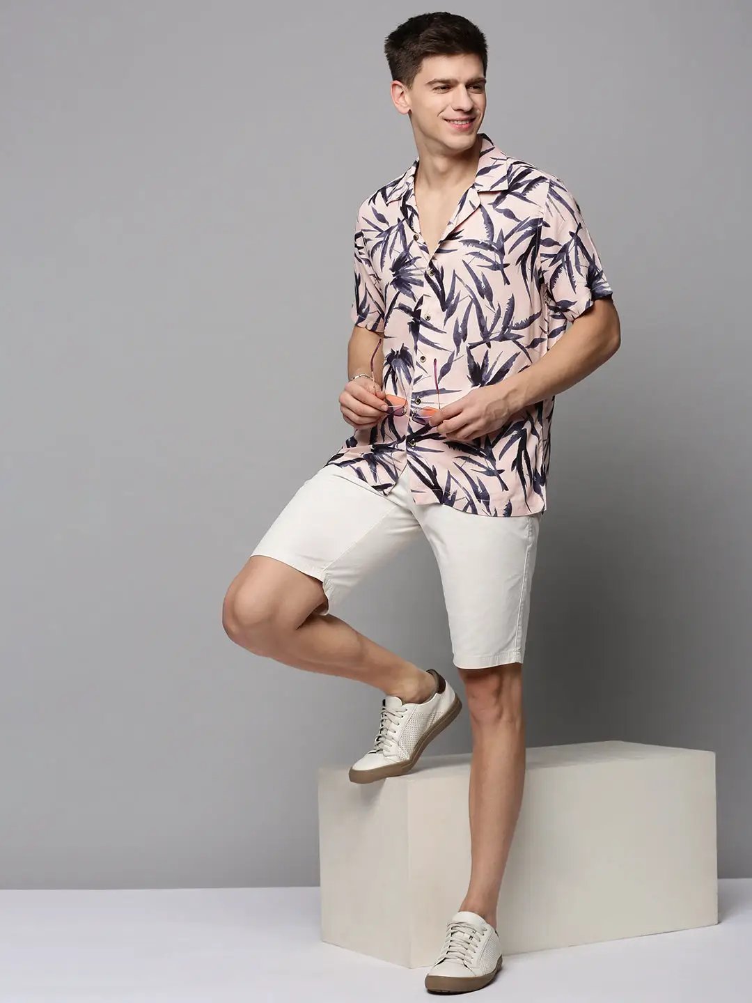 Men's Pink Printed Casual Shirt