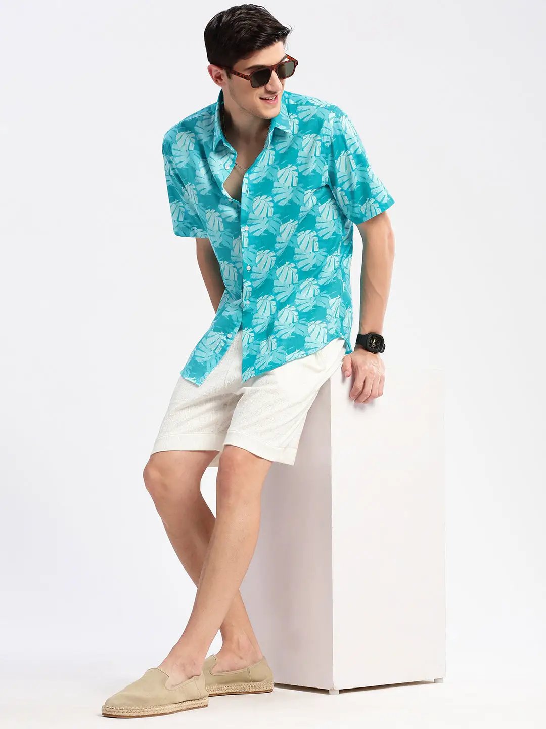 Men's Turquoise Blue Smart Slim Fit Tropical Printed Twill Weave Cotton Casual Shirt