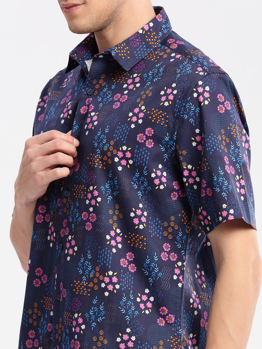 Men's Navy Blue Smart Slim Fit Floral Printed Twill Weave Cotton Casual Shirt