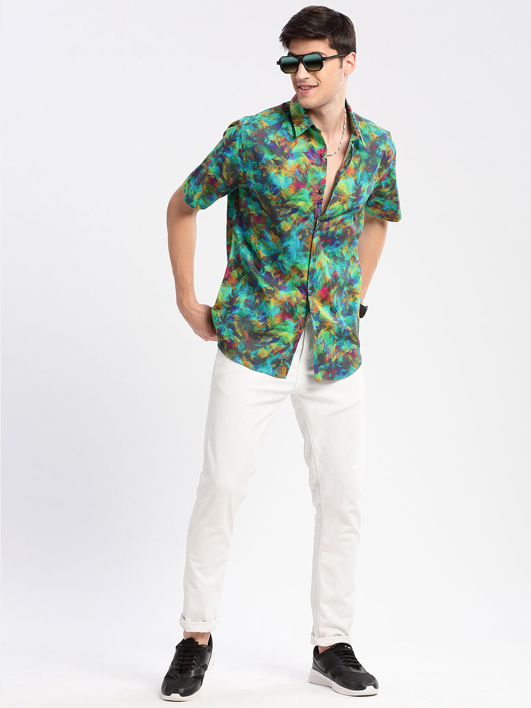 Men's Green Smart Slim Fit Floral Printed Cotton Casual Shirt