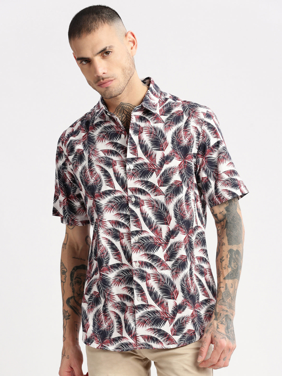 Men's Brown Standard Slim Fit Tropical Printed Cotton Casual Shirt