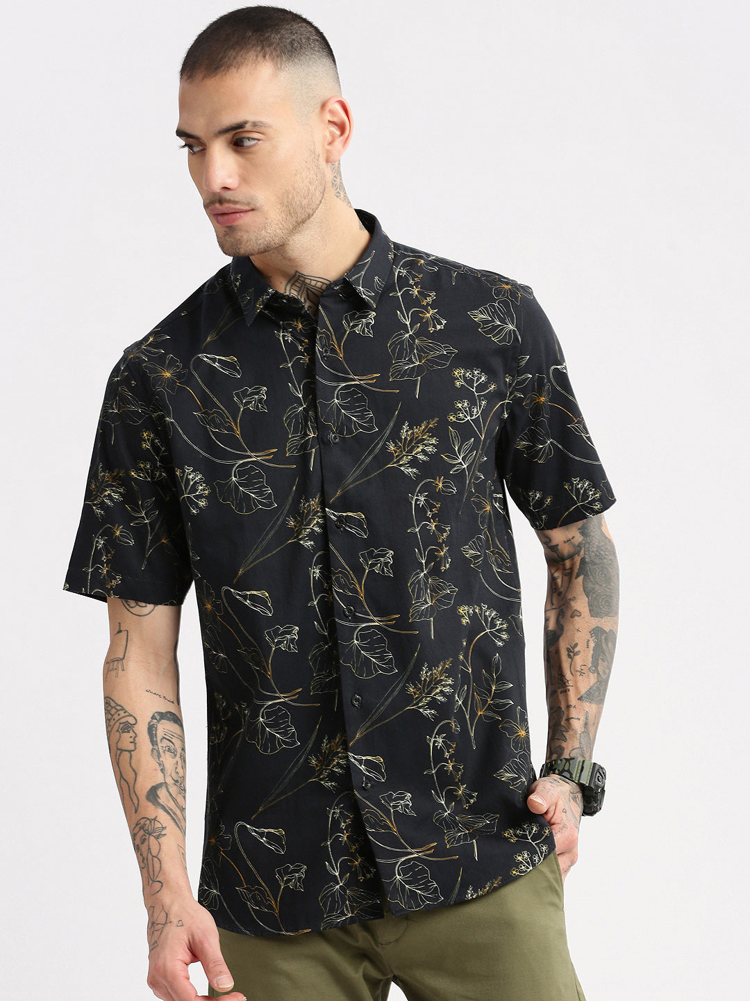 Men's Black Smart Slim Fit Floral Printed Twill Weave Cotton Casual Shirt