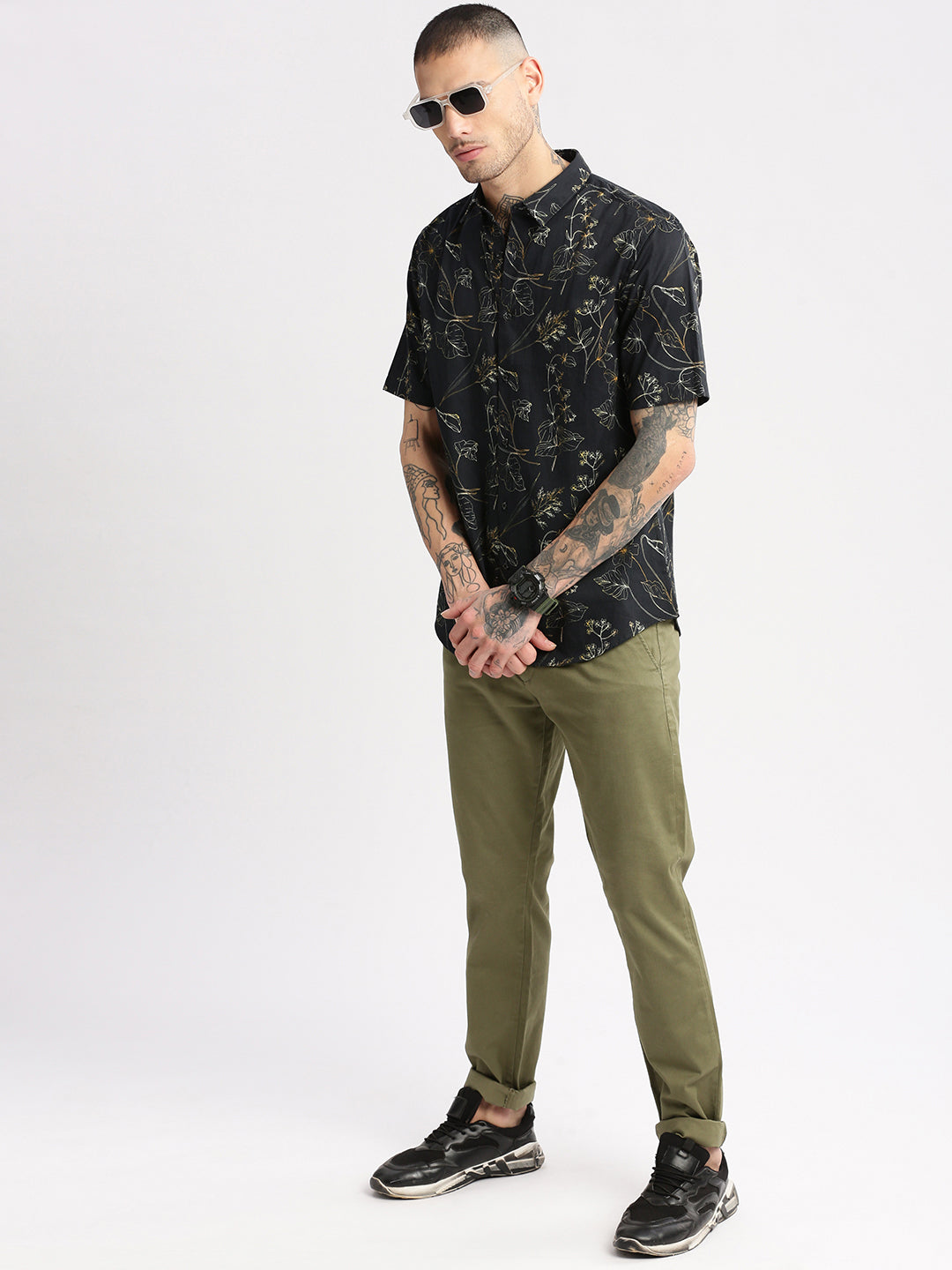 Men's Black Smart Slim Fit Floral Printed Twill Weave Cotton Casual Shirt