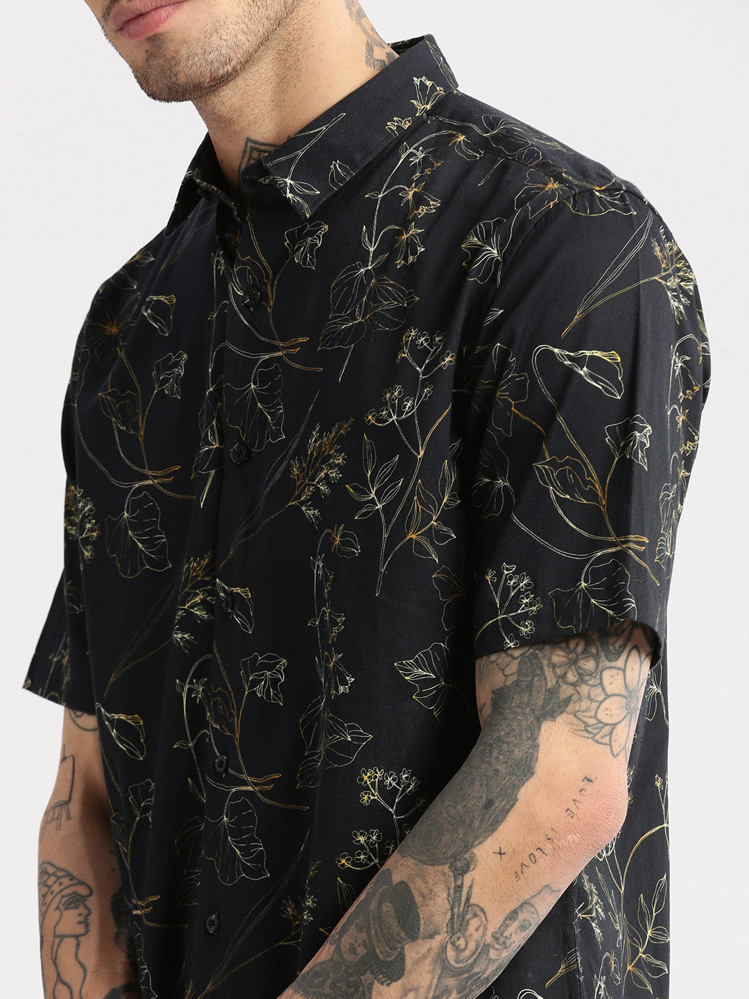 Men's Black Smart Slim Fit Floral Printed Twill Weave Cotton Casual Shirt