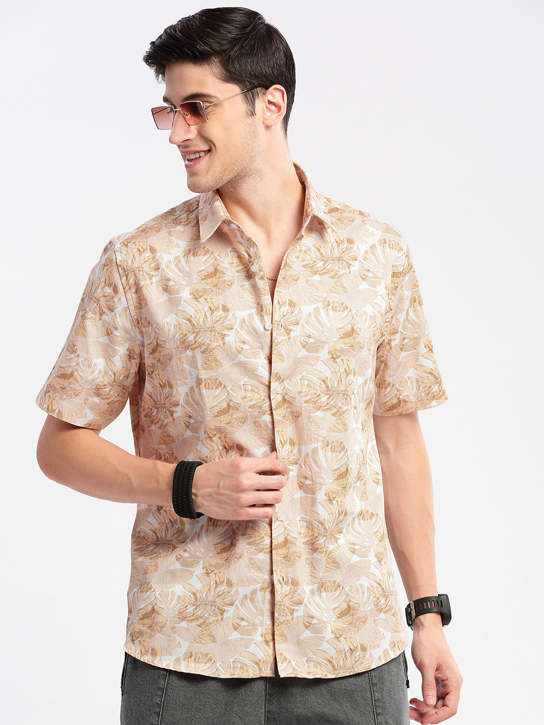 Men's Cream Smart Slim Fit Floral Printed Cotton Casual Shirt