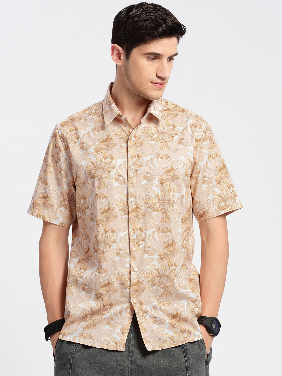 Men's Cream Smart Slim Fit Floral Printed Cotton Casual Shirt